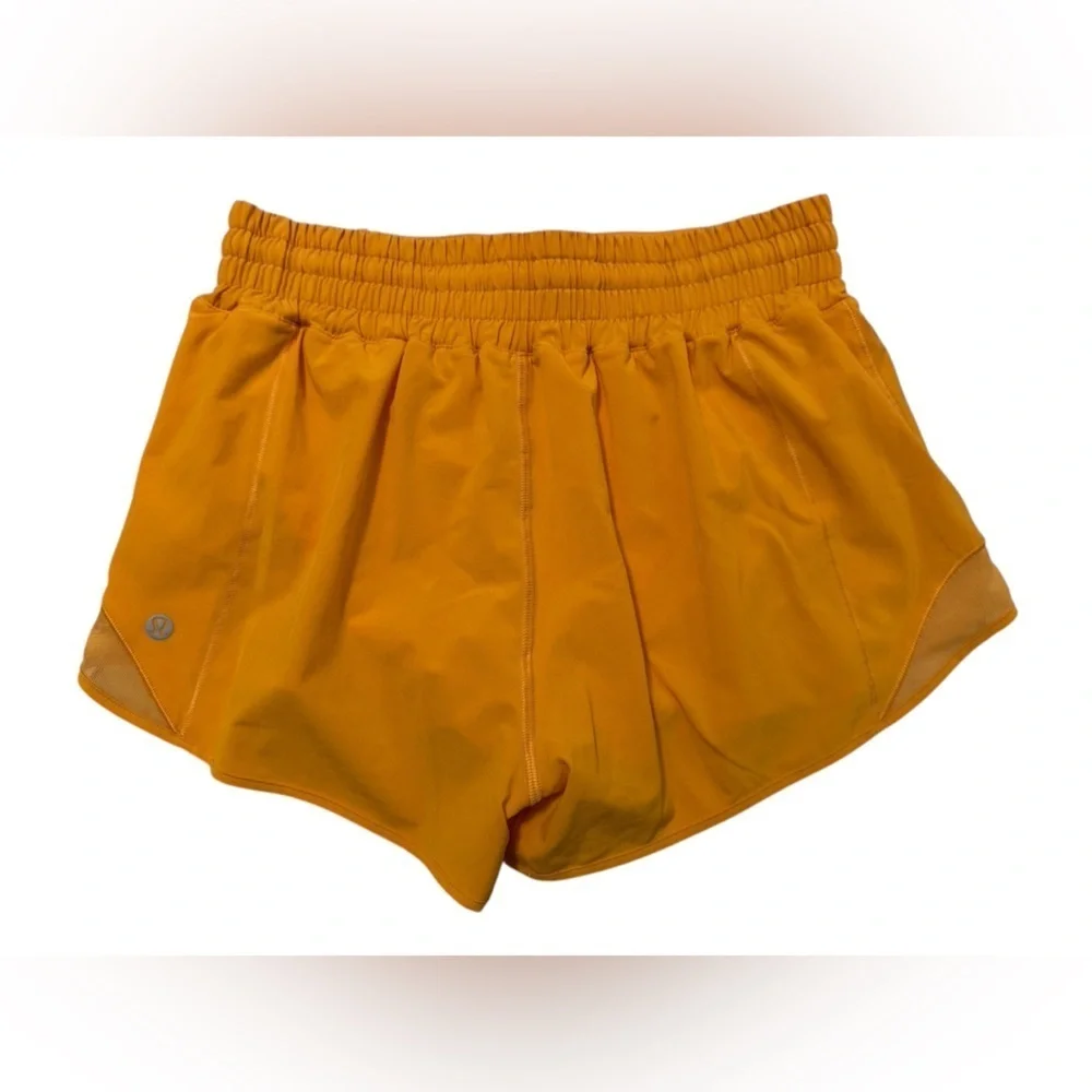 Lululemon Hotty Hot High-Rise Lined Short 2.5